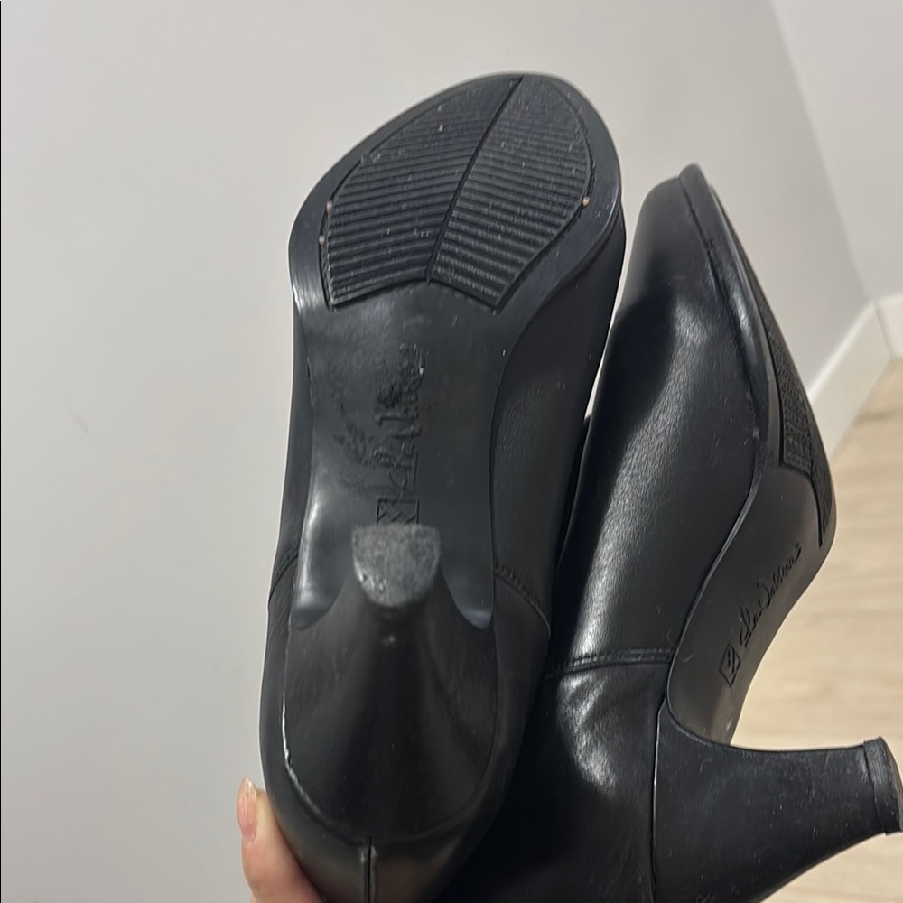 Black Heeled Boots with Tapered Heel and Rounded Toe - Picture 12 of 12